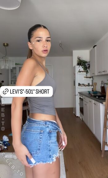 Full leaked Zoesalg private photo