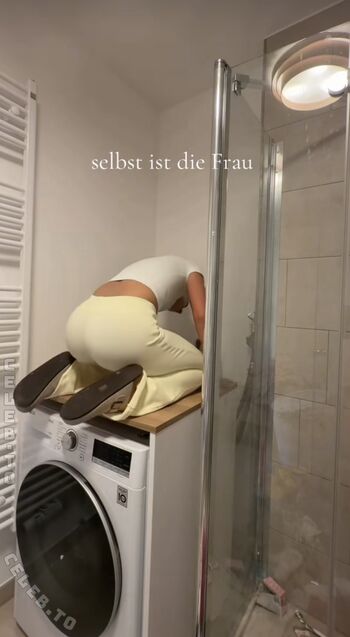 Full leaked Zoesalg private photo