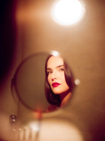 Full leaked Zoey deutch page private photo