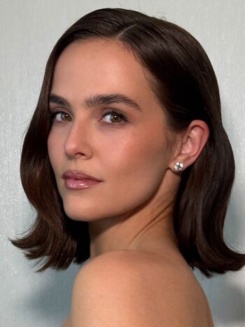 Full leaked Zoey deutch private photo