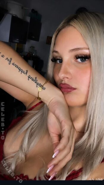 Full leaked Zoeynue private photo