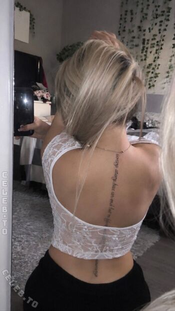 Full leaked Zoeynue private photo