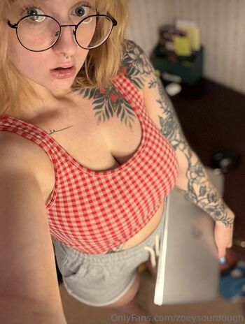 Full leaked Zoeysourdough private photo