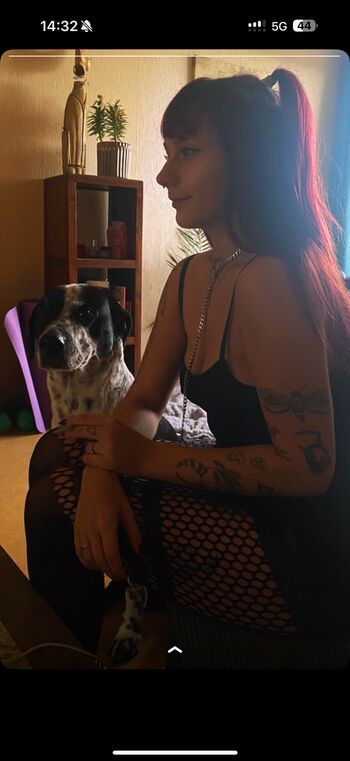 Full leaked Zouze private photo