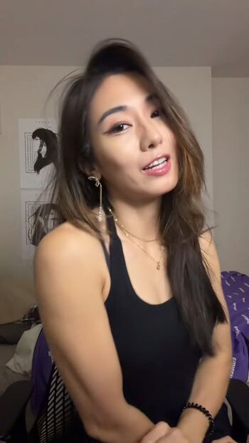 Full leaked Zumi page private photo