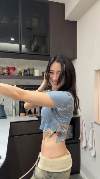 Full leaked Zumi page private photo