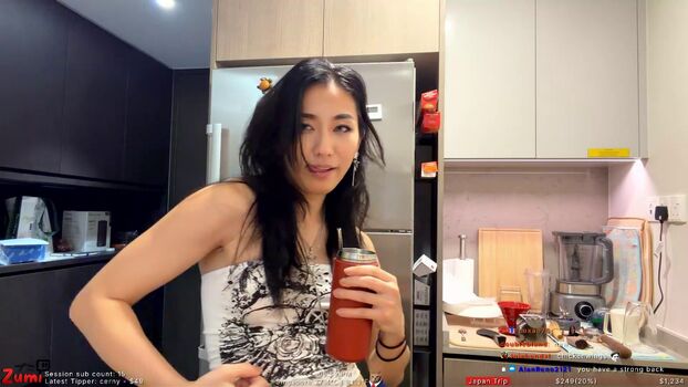 Full leaked Zumi private photo
