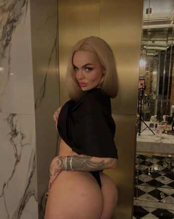 Full leaked Zusje private photo